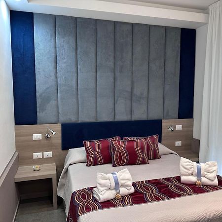 Regina Margherita Suite Napels Buitenkant foto