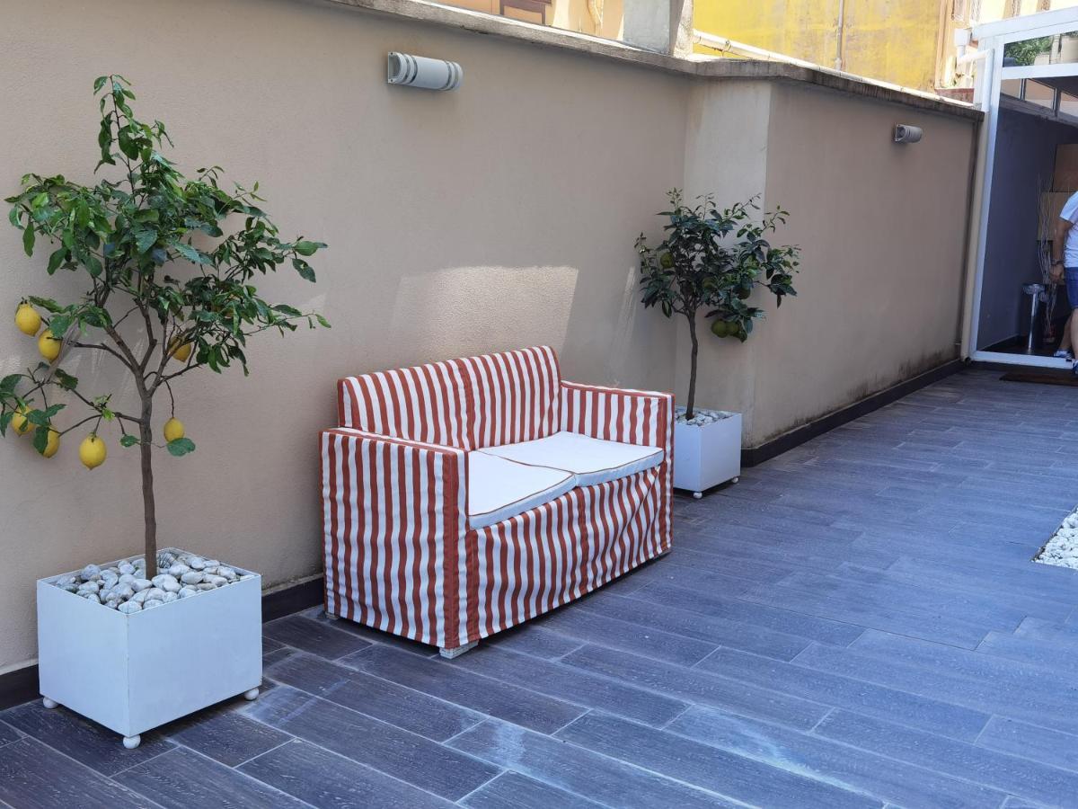 Regina Margherita Suite Napels Buitenkant foto