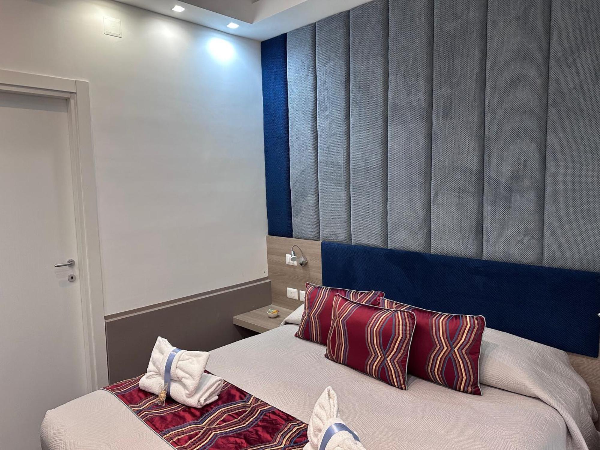 Regina Margherita Suite Napels Buitenkant foto